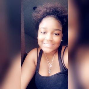 Meet your Posher, Lay